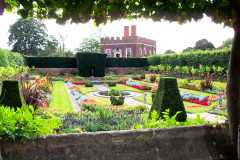 Hampton Court Palace Garden