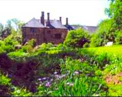 Gaulden Manor